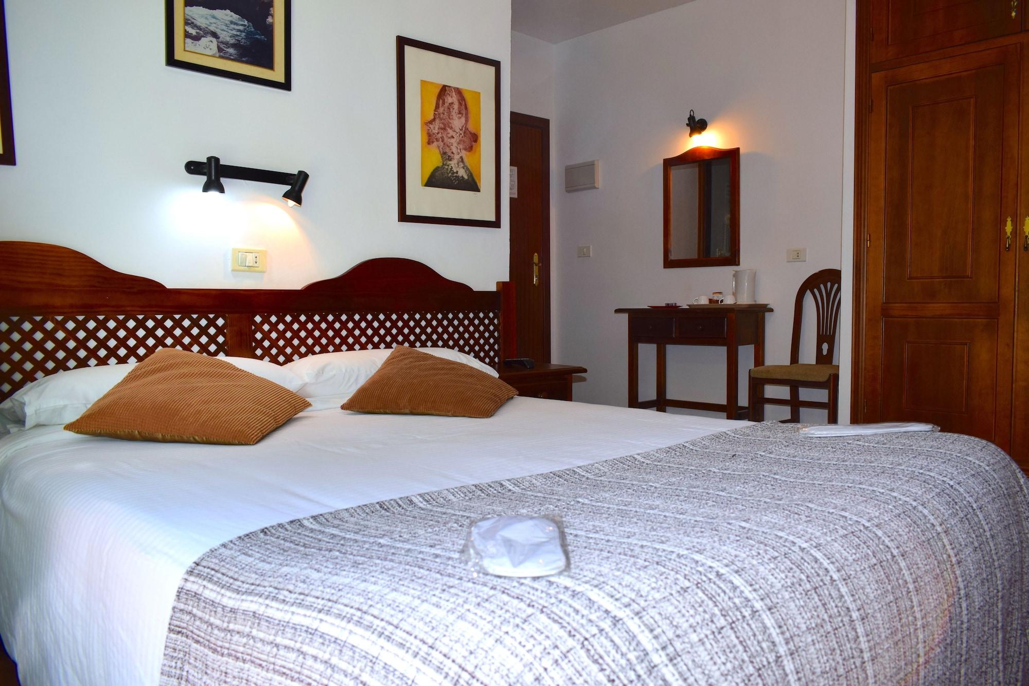 Ida Ines Hotel