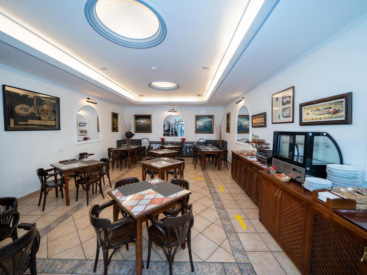 Ida Ines Hotel 2*