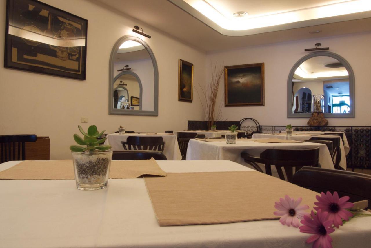 Hotel Ida Ines Frontera